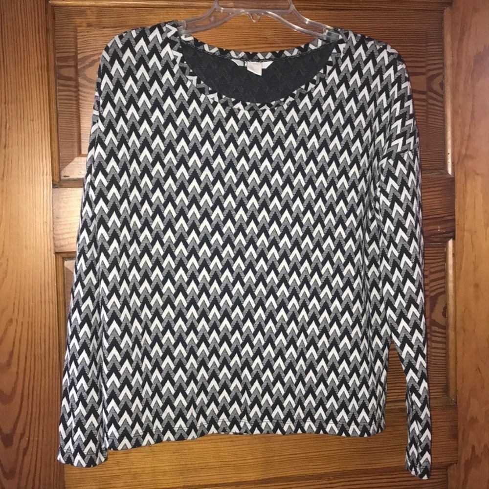 H&M Black, Gray, White Blouse M